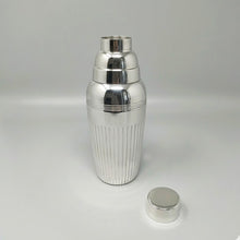 Load image into Gallery viewer, 1930s Art Deco Jordan "Sheffield Collection" Silver-Plated Cocktail Shaker. Made in England Madinteriorart by Maden