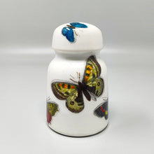 Load image into Gallery viewer, 1950s Fornasetti Paperweight in Porcelain by Piero Fornasetti Madinteriorartshop by Maden