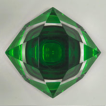 Load image into Gallery viewer, 1960s Astonishing Green Ashtray or Vide Poche By Flavio Poli for Seguso Madinteriorart by Maden