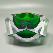 Load image into Gallery viewer, 1960s Astonishing Green Ashtray or Vide Poche By Flavio Poli for Seguso Madinteriorart by Maden