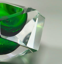Load image into Gallery viewer, 1960s Astonishing Green Ashtray or Vide Poche By Flavio Poli for Seguso Madinteriorart by Maden