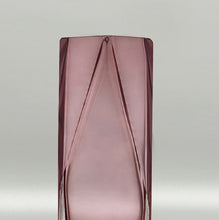 Load image into Gallery viewer, 1960s Flavio Poli for Seguso Sommerso Murano Glass Vase. Made in italy Madinteriorart by Maden