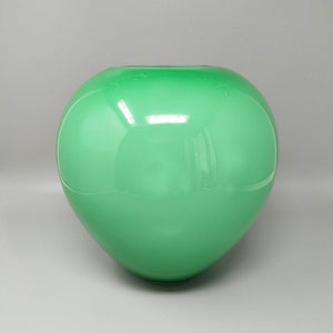 1960s Gorgeous Green Vase by Ind. Vetraria Valdarnese. Made in Italy Madinteriorart by Maden