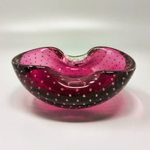 Load image into Gallery viewer, 1960s Mid-century Pink Ashtray or Catchall in Bullicante Murano Glass by Flavio Poli Madinteriorart by Maden