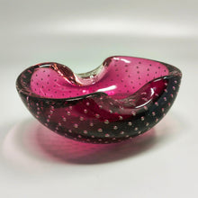 Load image into Gallery viewer, 1960s Mid-century Pink Ashtray or Catchall in Bullicante Murano Glass by Flavio Poli Madinteriorart by Maden