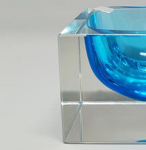 Load image into Gallery viewer, 1960s Stunning Blue Ashtray or Catchall By Flavio Poli for Seguso. Made in Italy Madinteriorart by Maden