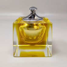Load image into Gallery viewer, 1960s Stunning Yellow Table Lighter in Murano Sommerso Glass By Flavio Poli for Seguso Madinteriorart by Maden
