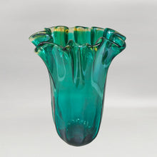 Load image into Gallery viewer, 1970s Astonishing Emerald Green "Fazzoletto" Vase By Michielotto in Murano Glass. Made in Italy Madinteriorart by Maden
