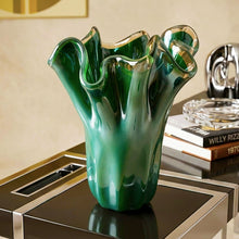 Load image into Gallery viewer, 1970s Exquisite "Fazzoletto" Murano Glass Vase by Dogi. Made in Italy Madinteriorart by Maden