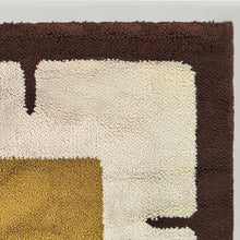 Load image into Gallery viewer, 1970s Gorgeous Geometric Space Age Rug in Wool. Made in Italy Madinteriorart by Maden