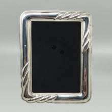 Load image into Gallery viewer, 1970s Gorgeous Photo Frame in Silver Plated with Glass. Made in Italy Madinteriorart by Maden