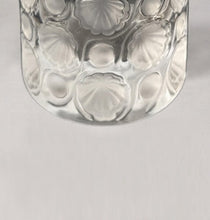 Load image into Gallery viewer, 1970s Lalique Crystal "Tokyo" Table Lighter Signed. Made in France Madinteriorart by Maden