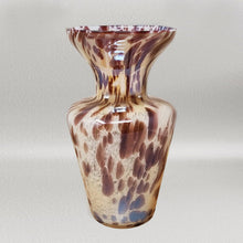 Load image into Gallery viewer, 1970s Luxury Handcrafted Vase in Murano Glass by Maestro del Vetro. Made in Italy Madinteriorart by Maden