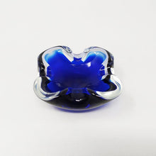 Load image into Gallery viewer, 1960s Astonishing Blue Ashtray/Vide Poche Designed By Flavio Poli for Seguso Madinteriorart by Maden