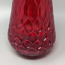 Load image into Gallery viewer, 1960s Gorgeous Red Vase in Murano Glass By Ca dei Vetrai. Made in Italy Madinteriorart by Maden