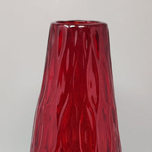 Load image into Gallery viewer, 1960s Gorgeous Red Vase in Murano Glass By Ca dei Vetrai. Made in Italy Madinteriorart by Maden