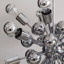 Load image into Gallery viewer, 1970s Astonishing Chandelier Sputnik by Goffredo Reggiani in Chrome. Made in Italy Madinteriorart by Maden