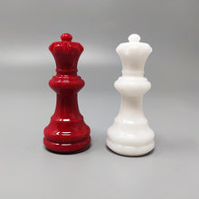 Load image into Gallery viewer, 1970s Elegant Red and White Chess Set in Volterra Alabaster Handmade. Made in Italy Madinteriorart by Maden