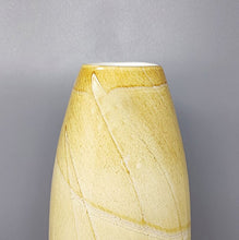 Load image into Gallery viewer, 1970s Gorgeous Pair of Vases in Murano Glass by Enrico Coveri. Made in Italy Madinteriorart by Maden