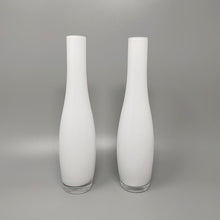 Load image into Gallery viewer, 1970s Stunning Pair of Vases by Dogi in Murano Glass. Made in Italy Madinteriorart by Maden