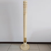 Load image into Gallery viewer, Copia del Italian Coat Hanger "MINIVIP" designed by Arch. Benanti e Brunori for Velca 1970s Madinteriorart by Maden