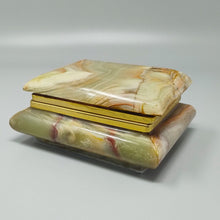 Load image into Gallery viewer, 1960s Astonishing Box in Onyx. Made in Italy Madinteriorart by Maden
