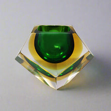 Load image into Gallery viewer, 1960s Astonishing Green Murano Ashtray or Bowl By Flavio Poli for Seguso. Made in Italy Madinteriorart by Maden
