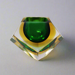 1960s Astonishing Green Murano Ashtray or Bowl By Flavio Poli for Seguso. Made in Italy Madinteriorart by Maden