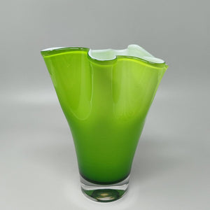 1960s Astonishing Green Vase "Fazzoletto" By Ca' Dei Vetrai in Murano Glass. Made in Italy Madinteriorart by Maden