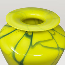 Load image into Gallery viewer, 1960s Astonishing Yellow Vase By Dogi in Murano Glass. Made in Italy Vasi e fioriere Madinteriorart by Maden
