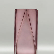 Load image into Gallery viewer, 1960s Flavio Poli for Seguso Sommerso Murano Glass Vase. Made in italy Madinteriorart by Maden
