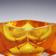 Load image into Gallery viewer, 1960s Stunning Ochre Ashtray or Catchall By Flavio Poli for Seguso. Made in Italy Madinteriorart by Maden
