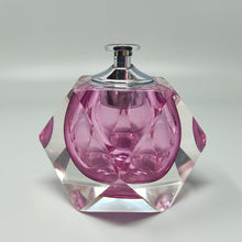 Load image into Gallery viewer, 1960s Stunning Table Lighter in Murano Sommerso Glass By Flavio Poli for Seguso Madinteriorart by Maden

