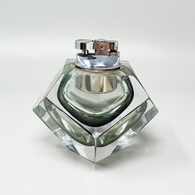 Load image into Gallery viewer, 1960s Stunning Table Lighter in Murano Sommerso Glass By Flavio Poli for Seguso - Madinteriorart by Maden
