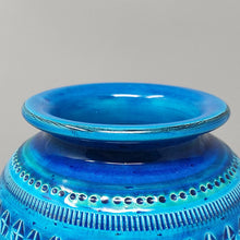 Load image into Gallery viewer, 1960s Stunning Vase by Aldo Londi for Bitossi &quot;Blue Rimini Collection&quot; Madinteriorartshop by Maden
