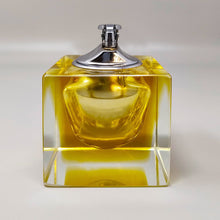 Load image into Gallery viewer, 1960s Stunning Yellow Table Lighter in Murano Sommerso Glass By Flavio Poli for Seguso Madinteriorart by Maden
