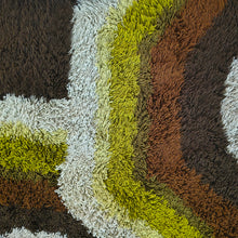 Load image into Gallery viewer, 1970s Gorgeous Space Age Luxury Rug by Desso with Original Label.
