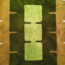 Load image into Gallery viewer, 1970s Gorgeous Geometric Space Age Rug in Wool. Made in Italy
