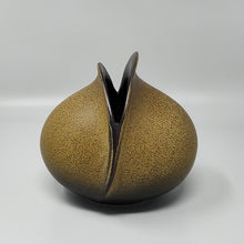 Load image into Gallery viewer, 1970s &quot;Venus&quot; Vase by Uta Feyl for Rosenthal Studio Line
