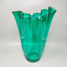 Load image into Gallery viewer, 1970s Astonishing Green "Fazzoletto" Vase By Michielotto in Murano Glass. Made in Italy Madinteriorart by Maden
