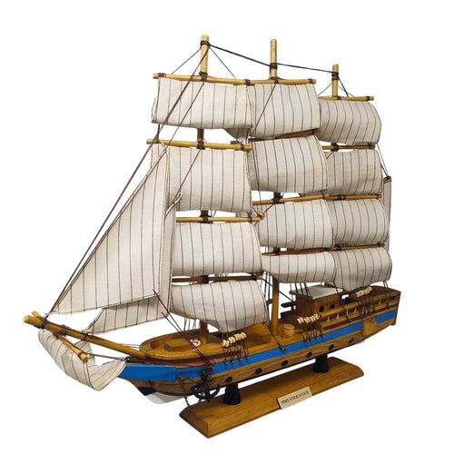 1970s Astonishing HMS Endeavour Model Ship. Handmade. Made in England Madinteriorart by Maden