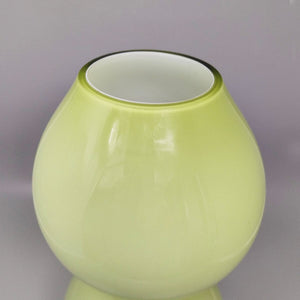 1970s Astonishing Space Age Green Vase in Murano Glass. Made in Italy Madinteriorart by Maden