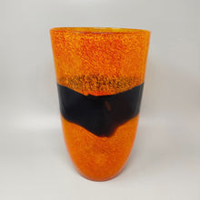 Load image into Gallery viewer, 1970s Astonishing Vase By Ca' dei Vetrai in Murano Glass. Made in Italy Madinteriorart by Maden
