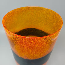 Load image into Gallery viewer, 1970s Astonishing Vase By Ca' dei Vetrai in Murano Glass. Made in Italy Madinteriorart by Maden
