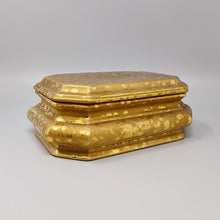 Load image into Gallery viewer, 1970s Exquisited Handcrafted Smoking Set in Ceramic and gold leaf. Made in italy Madinteriorart by Maden
