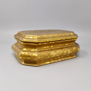 1970s Exquisited Handcrafted Smoking Set in Ceramic and gold leaf. Made in italy Madinteriorart by Maden