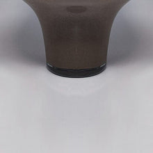 Load image into Gallery viewer, 1970s Gorgeous Beige Vase in Murano Glass by Dogi. Made in Italy Madinteriorart by Maden
