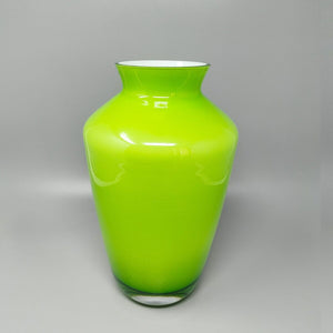 1970s Gorgeous Green Vase by Ind. Vetraria Valdarnese. Made in Italy Madinteriorart by Maden