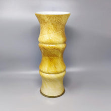 Load image into Gallery viewer, 1970s Gorgeous Pair of Vases in Murano Glass by Enrico Coveri. Made in Italy Madinteriorart by Maden
