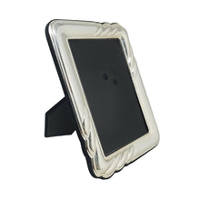 Load image into Gallery viewer, 1970s Gorgeous Photo Frame in Silver Plated with Glass. Made in Italy Madinteriorart by Maden
